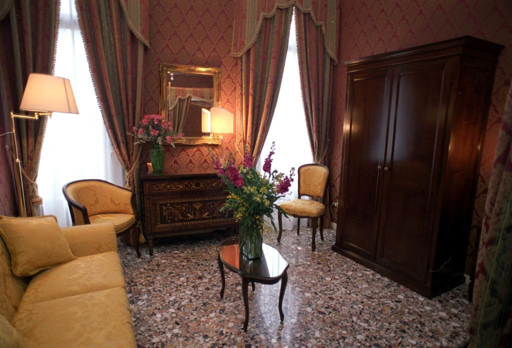 Casa Pisani Canal Venedig Exterior foto