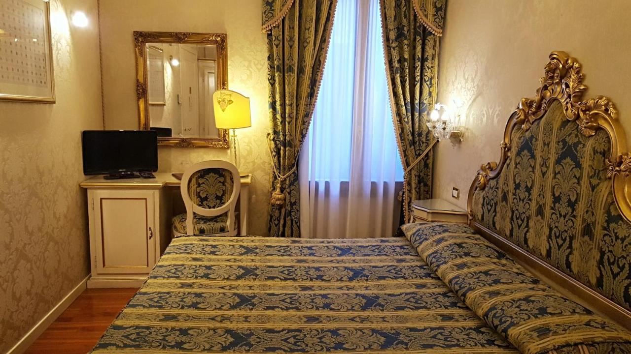 Casa Pisani Canal Venedig Exterior foto